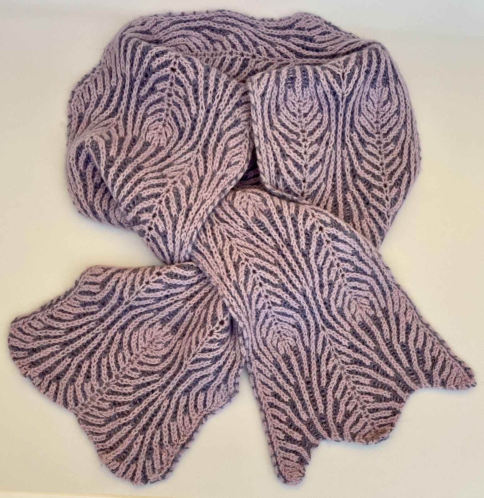 Lilac brioche scarf 