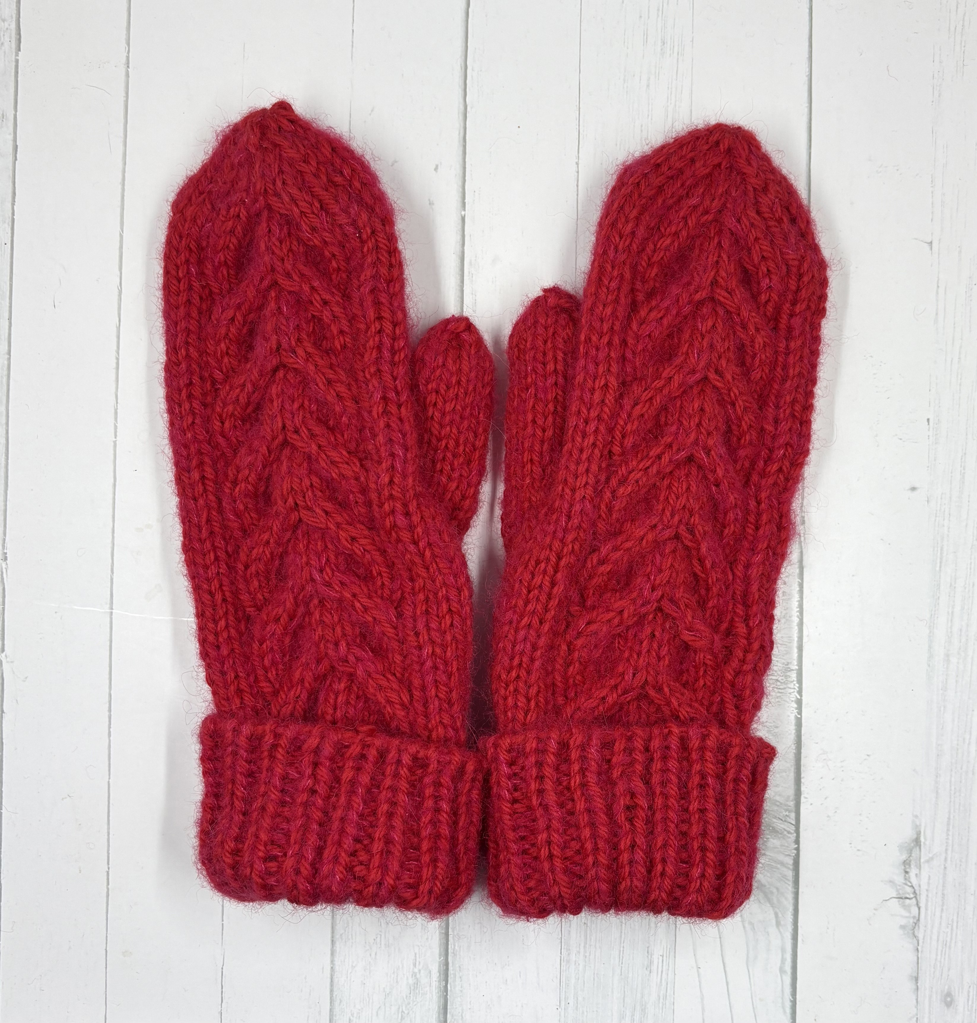 Red Sunday Mittens
